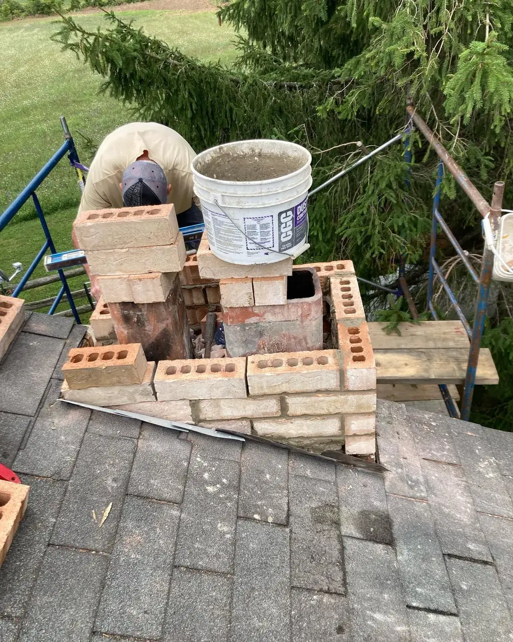 Chimney repair and rebuild